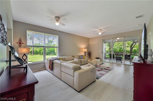 Foto del edificio - 14940 Vista View Way