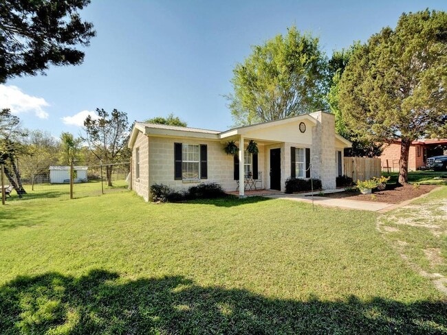 Building Photo - 131 Barton Meadow Dr