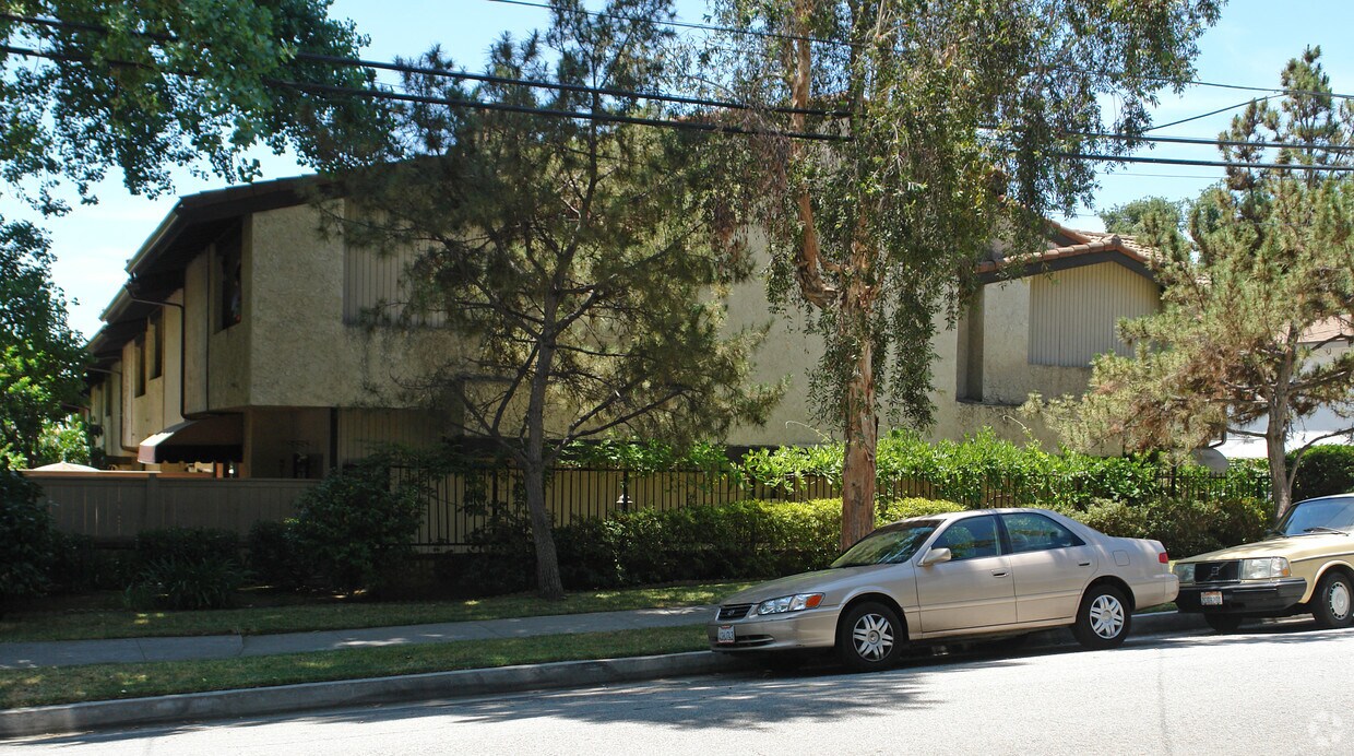 Building Photo - 79 Sierra Madre Blvd