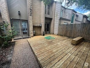 Building Photo - 5842 Sampley Way