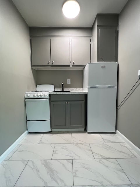 Apt. 3 - 44 Leonard Ave
