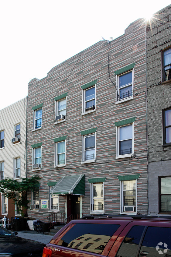 Building Photo - 1136 Willoughby Ave