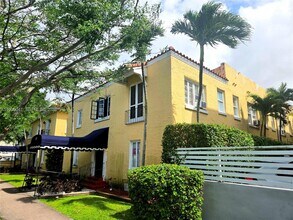 Building Photo - 126 Mendoza Ave