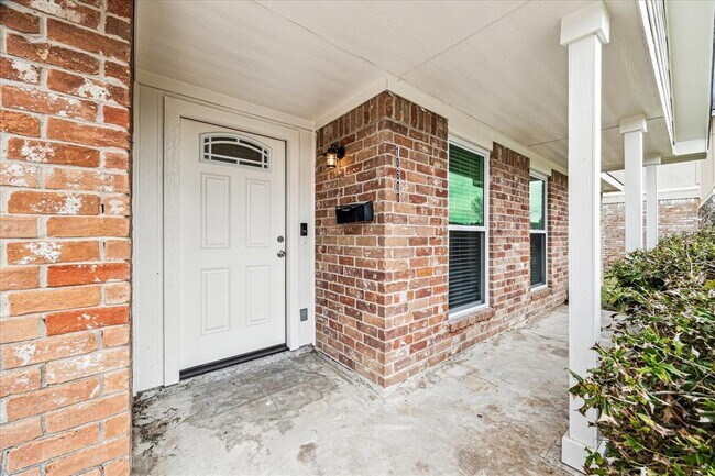 Foto del edificio - 10603 Kirkshire Dr