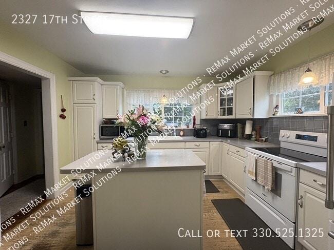 Foto del edificio - 2327 17th St