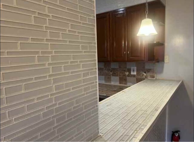 Building Photo - 4337 H St