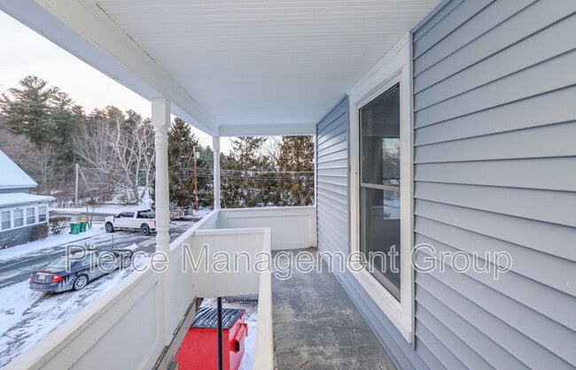 Building Photo - 120 Wakefield St