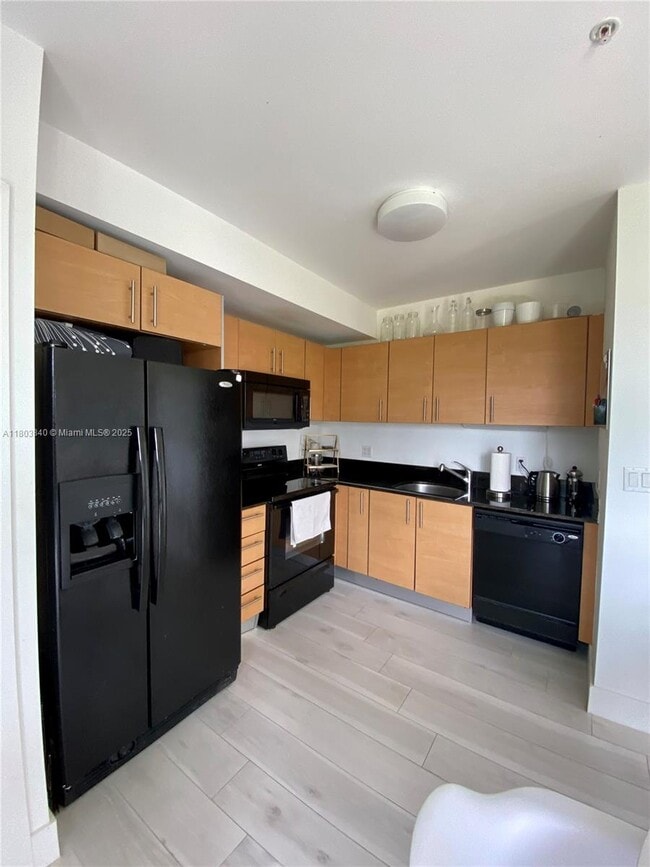 Foto del edificio - 2701 SW 3rd Ave