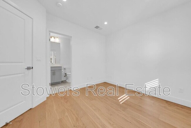 Foto del edificio - 3001 Ivory Ter