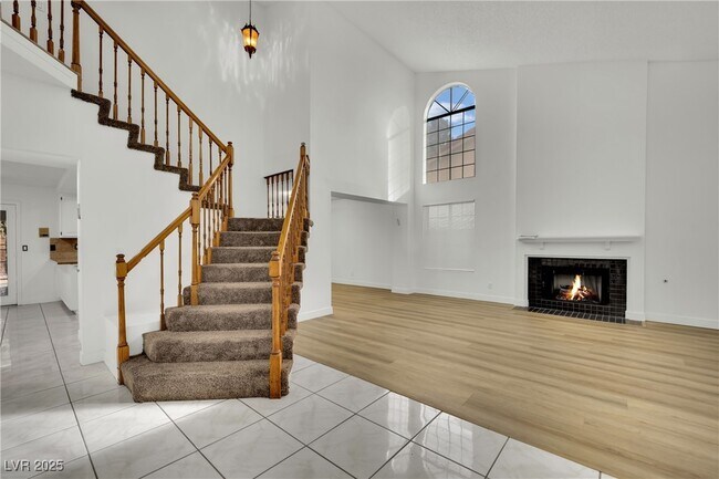 Foto del edificio - 2812 Waterview Dr