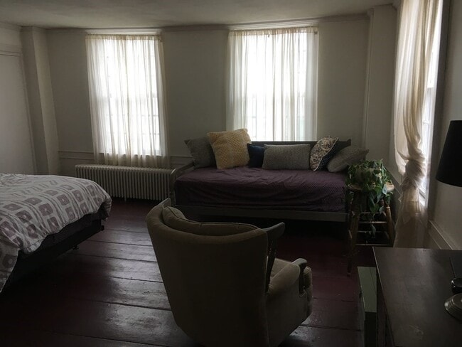 Building Photo - 21 Leyden St