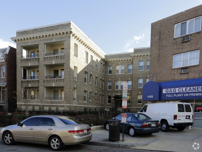 Foto del edificio - Park Road Courts