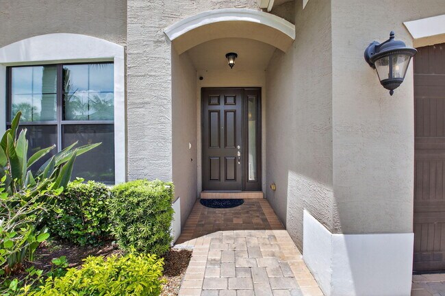 Building Photo - 8101 Ironstone Dr