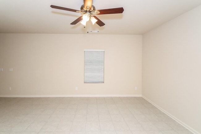 Building Photo - 21 Dusty Dr