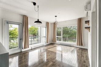 Building Photo - 5700 Rue Garnier