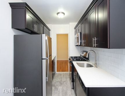 Foto del edificio - 2 br, 1 bath Apartment - 6456 Booth St