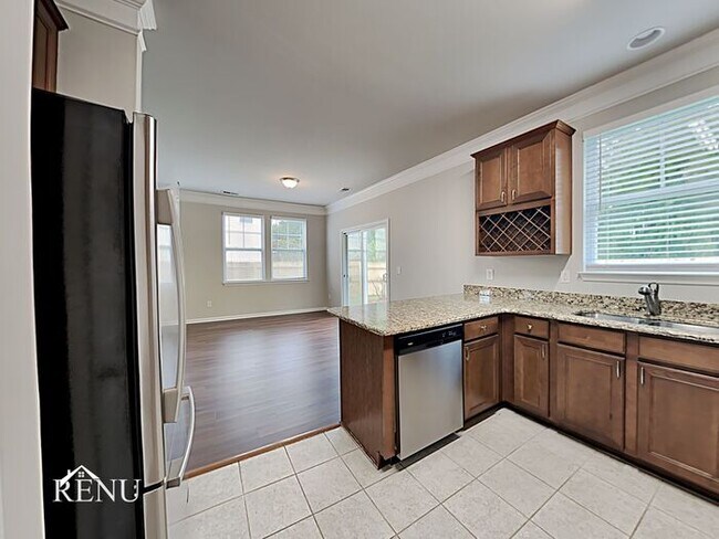 Foto del edificio - 211 Oglethorpe Cir