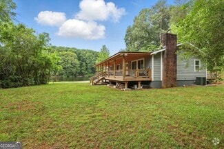 Building Photo - 1935 Sam Bell Rd