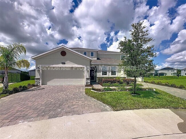 Building Photo - 5001 Center Ct