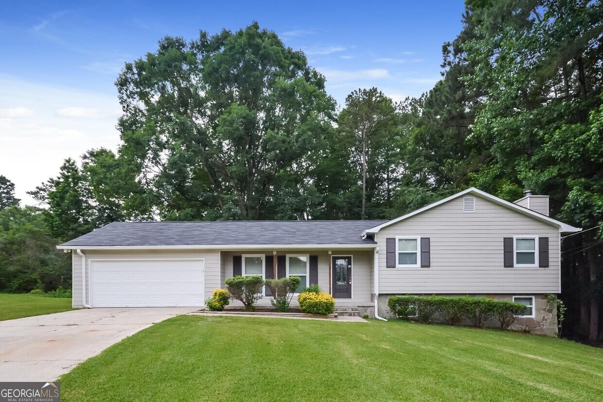 Foto principal - 2383 Corigan Cir NE