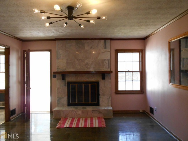 Building Photo - 2689 Summit Hills Dr