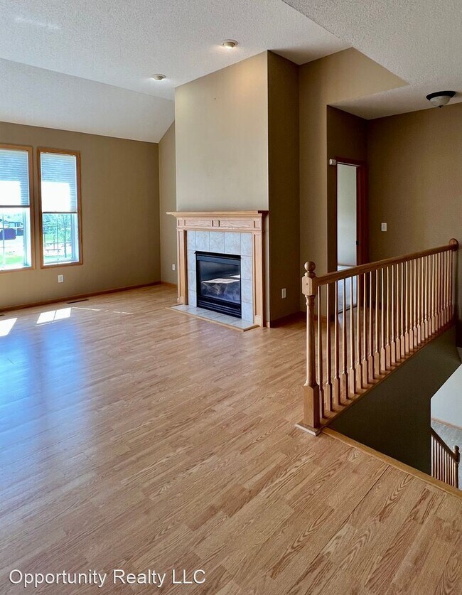 Foto del edificio - 4 br, 3 bath House - 3614 Kenosha Dr NW