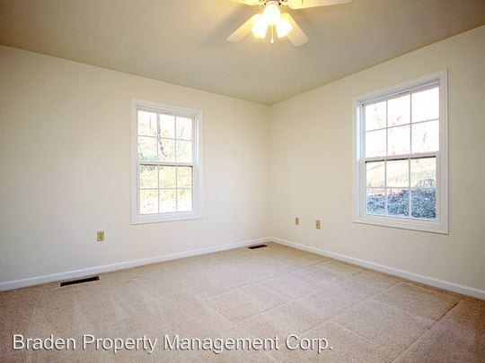Building Photo - 775 Greene Acres Rd N