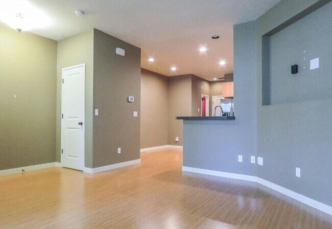 Foto del edificio - Beautiful 2br/2.5ba Townhome in Arbor Parc...