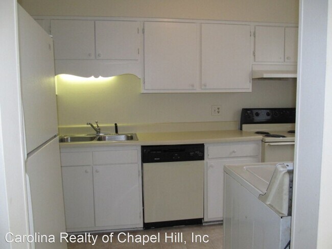 Building Photo - 2 br, 1.5 bath House - 211 D Ashley Forest...
