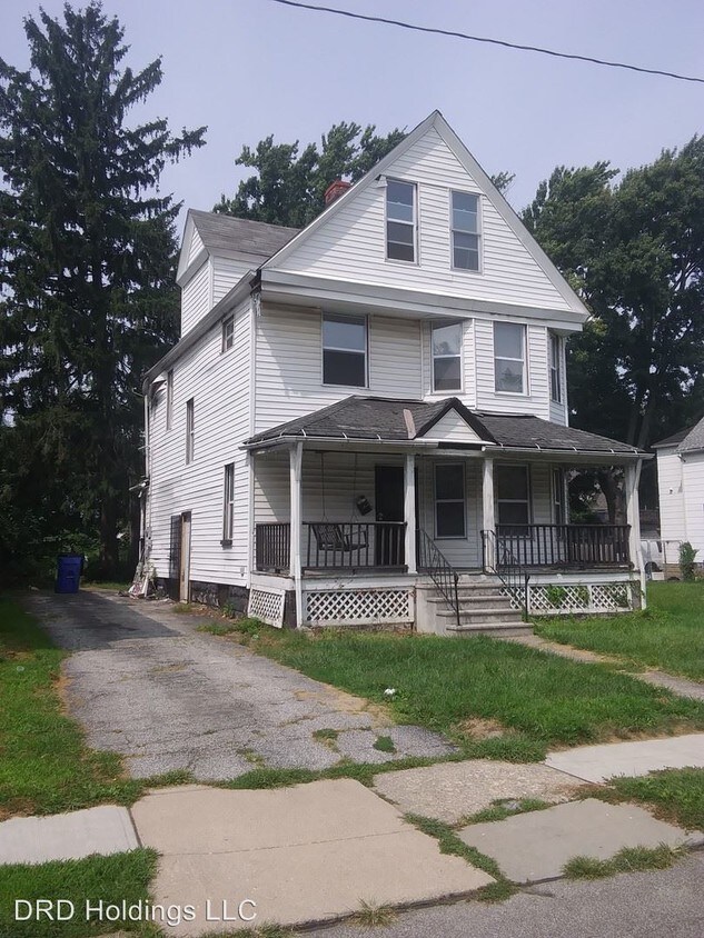 Foto del edificio - 4 br, 1 bath House - 1324 W93