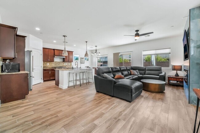Foto del edificio - Effortless Living in the Heart of Henderson!