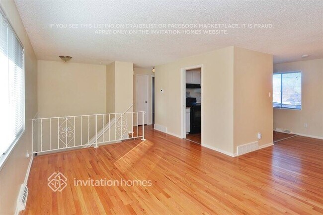 Foto del edificio - 423 S Potomac Cir