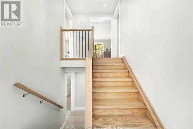 Building Photo - 3387 Randolph Ave
