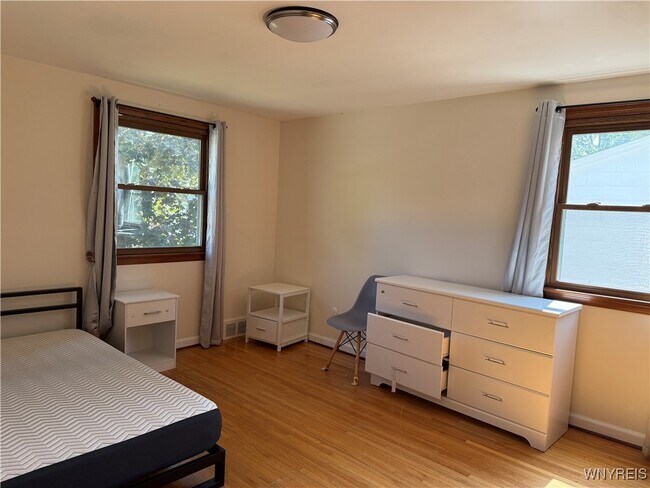 Foto del edificio - 59 Laurie Lea