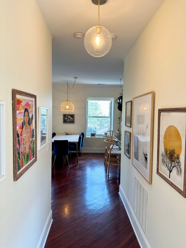 Building Photo - 4704 N Winthrop Ave