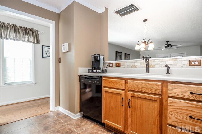 Building Photo - 5257 Eagle Trace Dr