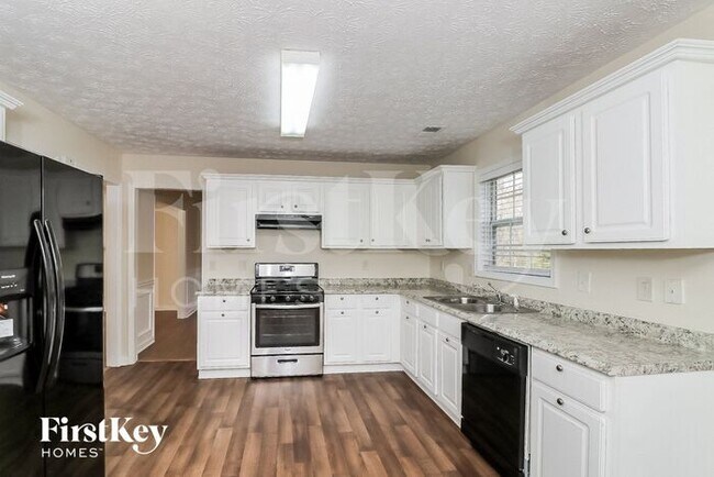 Foto del edificio - 4965 Markim Forest Ln