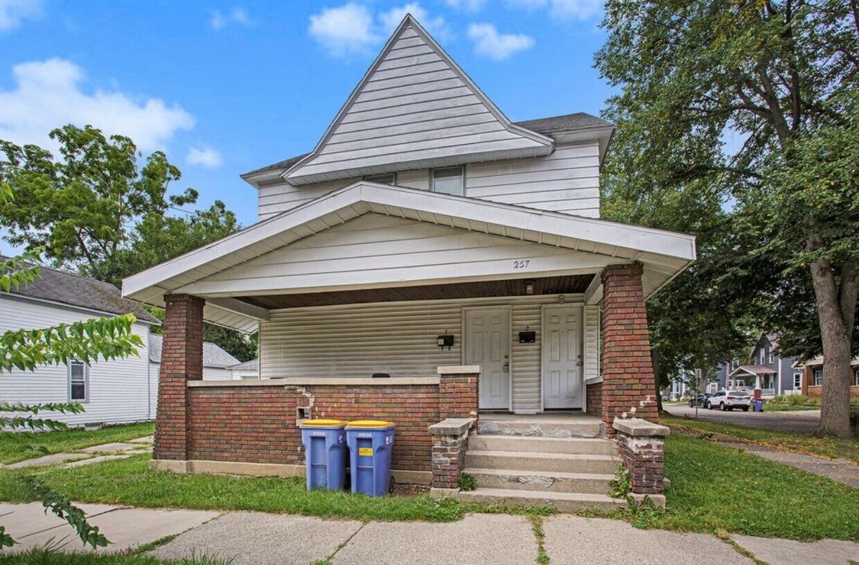 Foto principal - 257 National Ave NW