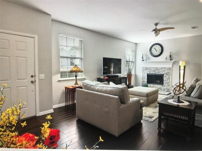 Foto del edificio - 269 Heritage Hill Dr