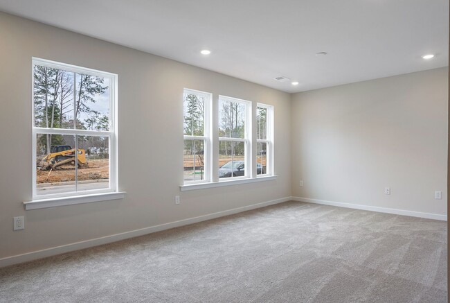 Building Photo - Spacious 3 bed/4 bath BRAND NEW townhome -...