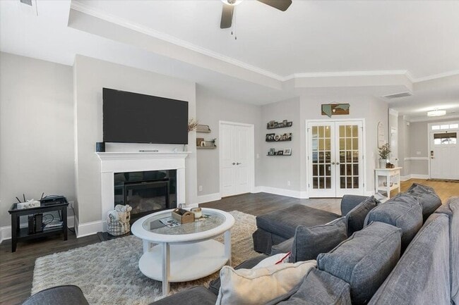 Building Photo - 204 Holly Spgs Ct