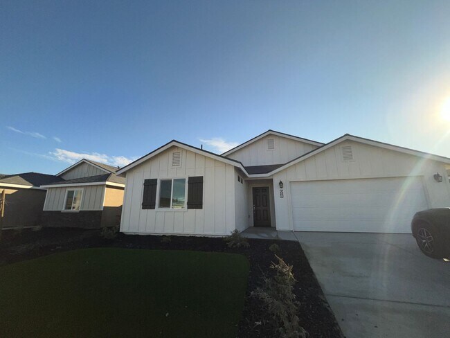 Foto del edificio - Brand New Never Lived in Home!