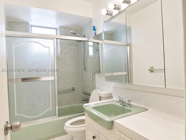 Foto del edificio - 20200 NE 29th Ct