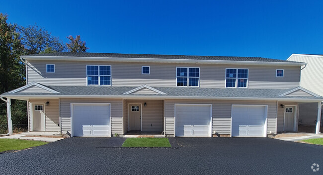 Building Photo - Calvary Hill Townhomes