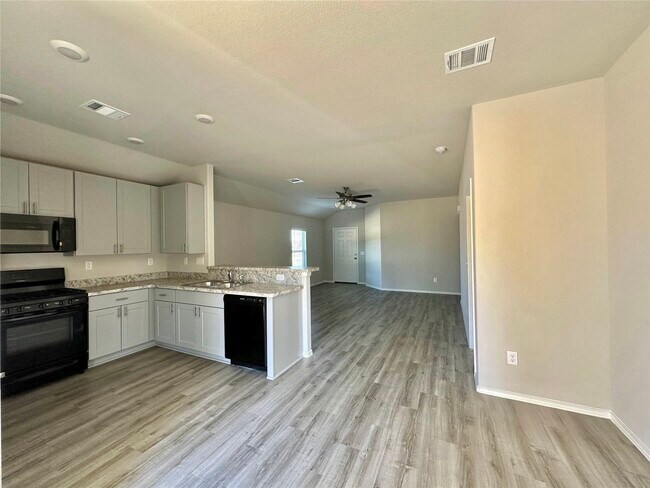 Foto del edificio - 270 Cumberland Forest Dr