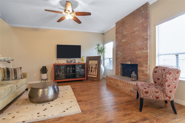 Foto del edificio - 1802 Stoney Brook Dr