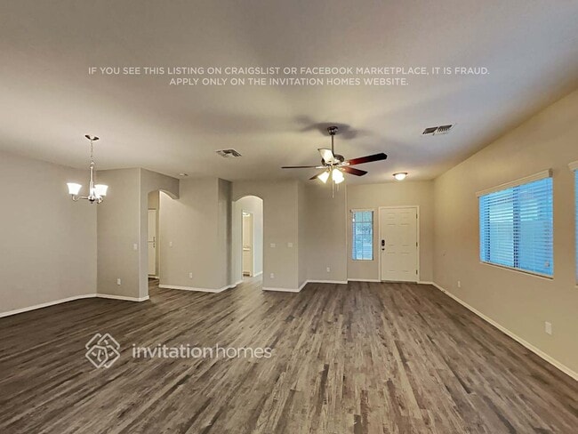 Building Photo - 851 W Desert Basin Dr