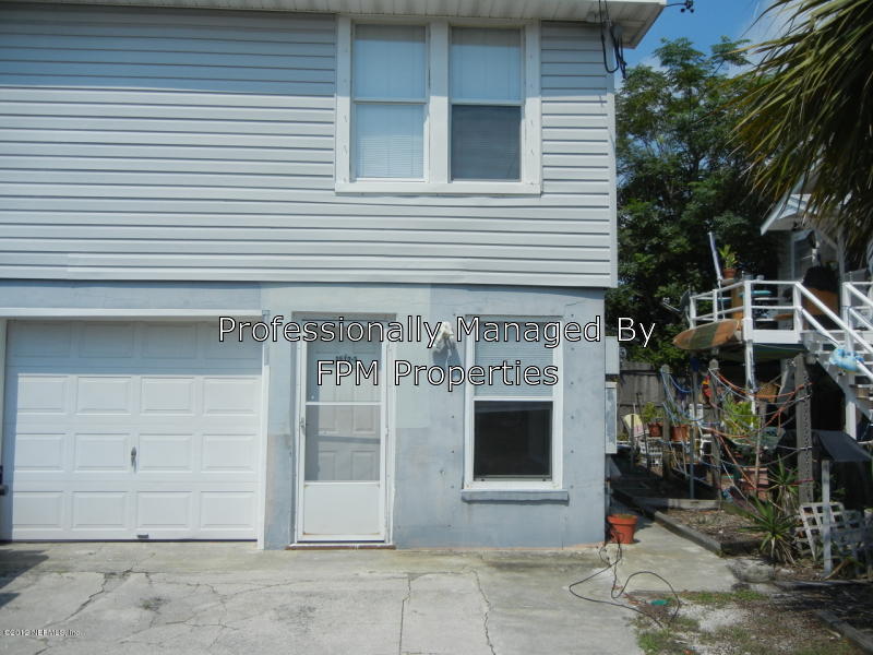 Photo - 1512 1st St