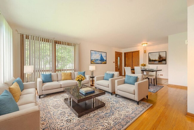 Foto del edificio - 14322 McCarthy Rd