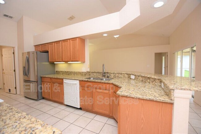 Foto del edificio - 2620 Pine Valley Dr